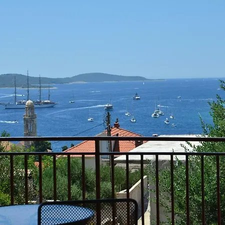 Apartments Ivusic Hvar Town Exterior foto