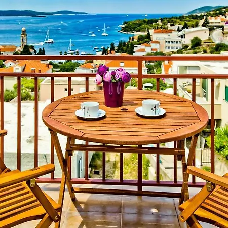 Apartments Ivusic Hvar Town Exterior foto
